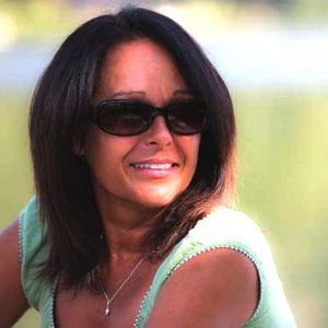 Chic. Unique. Vintage. Ciao bella! Hello, Beautiful!